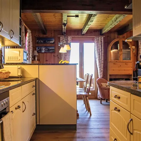 Mirabeau 8 By Interhome Chalé *