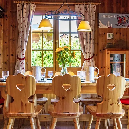 シャレー Mirabeau 8 By Interhome *