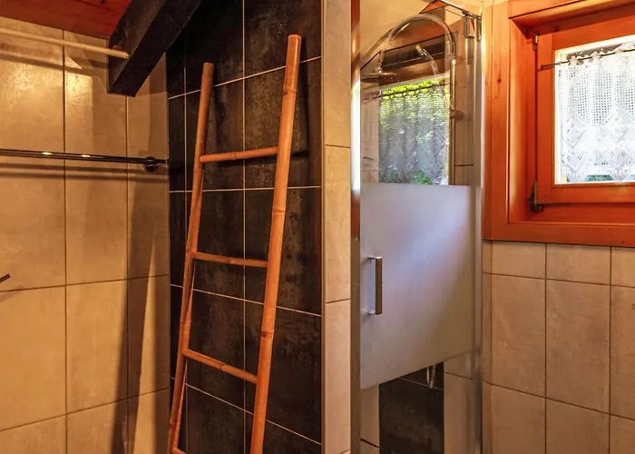 木屋 Mirabeau 8 By Interhome *