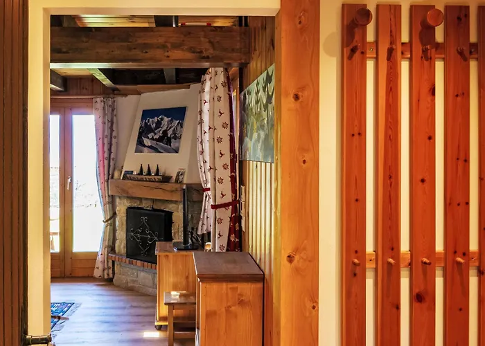 Mirabeau 8 By Interhome 木屋